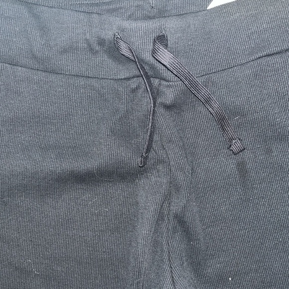 Adidas Black Sweatpants for Active Comfort LOUNGE RIBBED FLARED-LEG PANTS Large - Picture 5 of 11